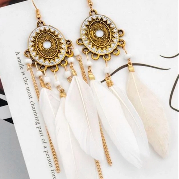 Boho Feather Tassel Drop Earrings - Picture 4 of 4